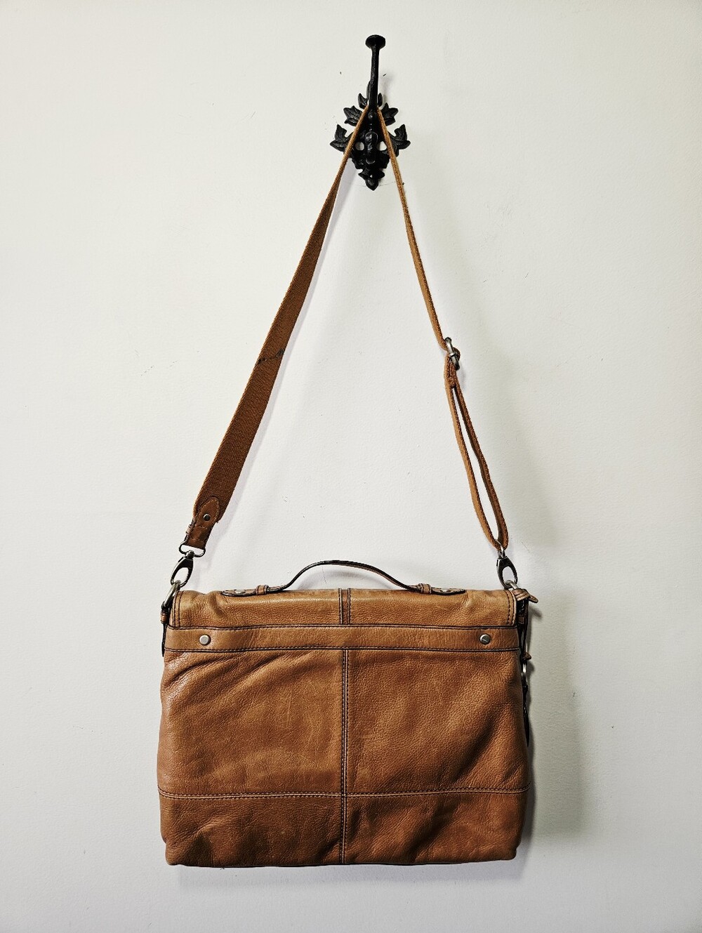 Fossil Maddox Messenger Bag Brown Leather Laptop Crossbody Bag - Picture 3 of 9